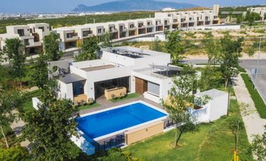 Casa en Venta en Rincón de la Sierra, García | 3 Recámaras, 3 Baños