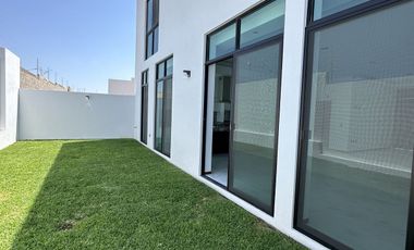 Casa en Venta en Valle Imperial dentro de coto