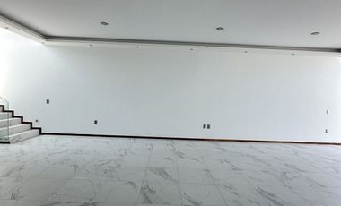 Casa en Venta en Valle Imperial dentro de coto