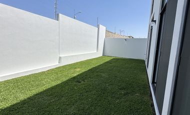 Casa en Venta en Valle Imperial dentro de coto
