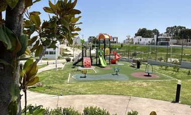 Casa en Venta en Valle Imperial dentro de coto