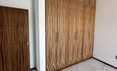 Casa en Venta en Valle Imperial dentro de coto