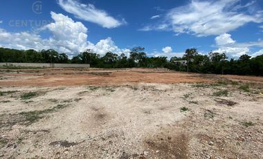 Terreno en RENTA bardeado cerca de Av. Lopez Portillo C3888