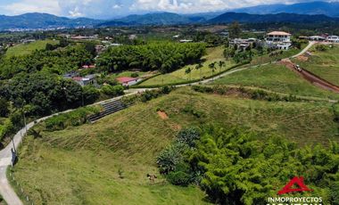Lote multipropósito en Altagracia, Pereira