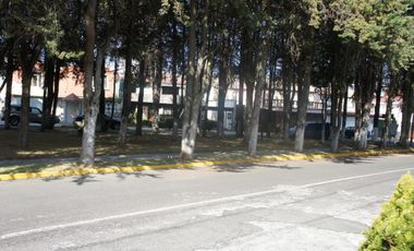 RENTA DE CASA EN FRACCIONAMIENTO CLUB DE GOLF SAN CARLOS EN METEPEC