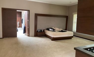 RENTA DE CASA EN FRACCIONAMIENTO CLUB DE GOLF SAN CARLOS EN METEPEC