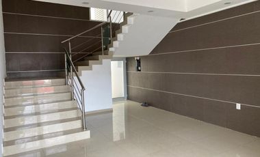 FRACC. LAS AMERICAS, Oficina en RENTA en primer y segundo piso, Boca del Río, cerca de Ruiz Cortines