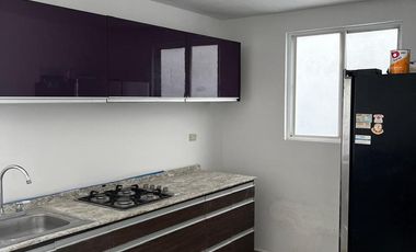 Casa en Renta de 2 niveles en Valle la Rioja, Apodaca, Nuevo León