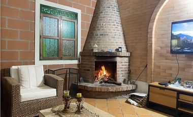 Casa Campestre, vereda Santa Elena, Medellín