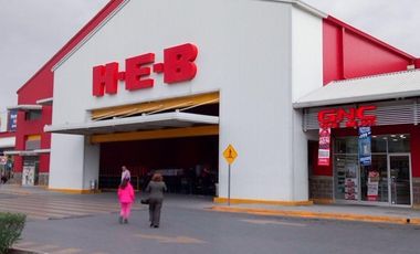 Terreno en Renta, HEB Las Puentes, Nvo. León