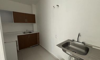 PLAZA SANTA ANA, Local comercial en RENTA de 80 m2