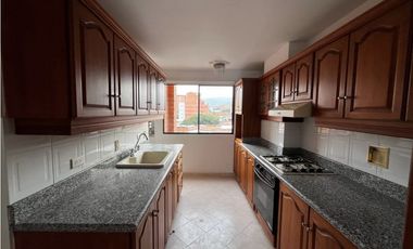 Apartamento en arriendo estadio