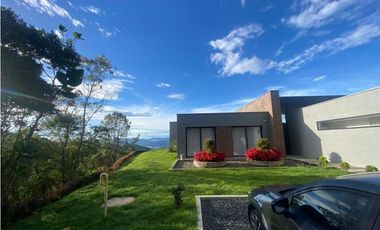 CASA EN ARRIENDO Y VENTA SECTOR EL ESCOBERO - ENVIGADO