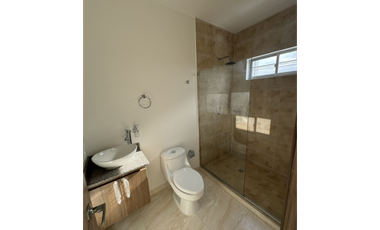 VENTA DE CASA PARA ESTRENAR EN EL B/ VILLANOVA DE MONTERIA