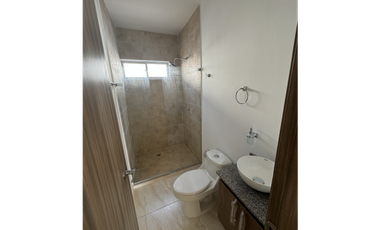 VENTA DE CASA PARA ESTRENAR EN EL B/ VILLANOVA DE MONTERIA