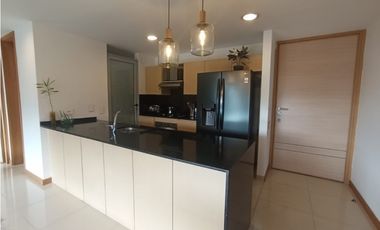 Apartamento en Arriendo Loma de Los Benedictinos Envigado