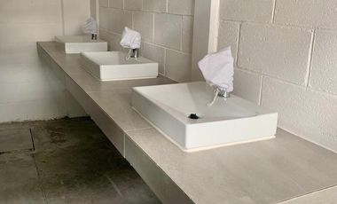 BODEGA NUEVA EN RENTA, FRACC. INDUSTRIAL ARCO SUR.