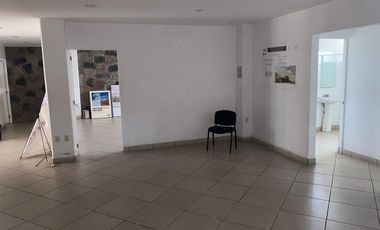 RENTA DE EDIFICIO EN AVENIDA LAS TOORES EN SAN MATEO ATENCO