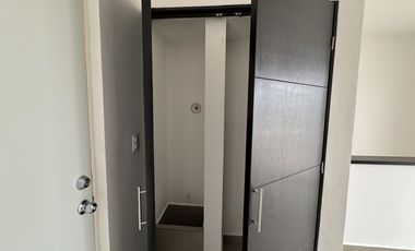 Casa en Renta - Zona Cumbres Altrysa