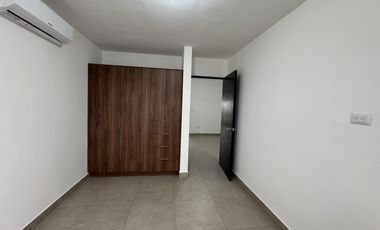Casa en Renta - Zona Cumbres Altrysa