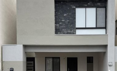 Casa en Renta - Zona Cumbres Altrysa