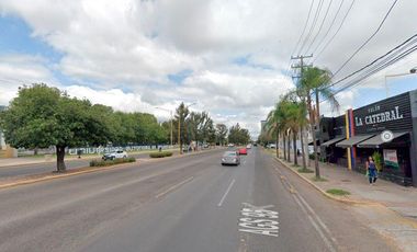 Terreno en Renta Av. Universidad, Ags. 2600 m²