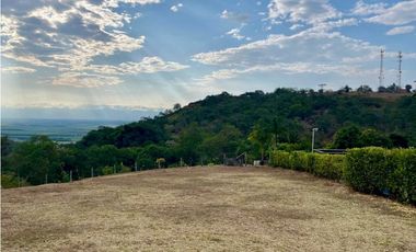 Lote terreno en venta - Condominio campestre La Acuarela Palmira Valle