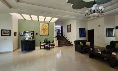 Casa Venta en Club de Golf Erandeni colinda campo de golf