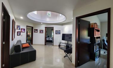 Casa Venta en Club de Golf Erandeni colinda campo de golf