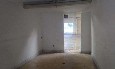 Local en Residencial Boulevares