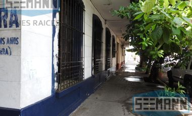 Edificio Comercial Con Casa  en Venta en Aquiles Serdan Col. Centro Veracruz