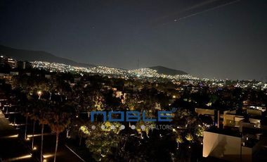 Departamento Venta Lomas del Pedregal, con Roof de 238.00m2.