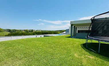 QUINTA EN VENTA congrecacion calles MONTEMORELOS NUEVO LEON