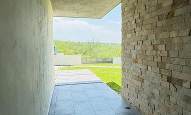 QUINTA EN VENTA congrecacion calles MONTEMORELOS NUEVO LEON