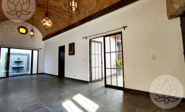 Venta de casa un piso  con  departamento, La Lejona II, San Miguel de Allende,  Guanajuato