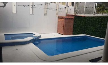 VENTA  CASA CON PISCINA EN LA ALAMEDA