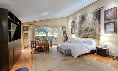 Espectacular casa sobre el Campo de Golf de Los Encinos