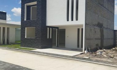 Casa en condominio - Santa María