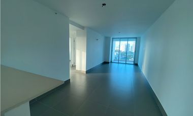 SEA CONFIABLE VENDE APARTAMENTO PH ALTAMIRA 3 RECAMAS