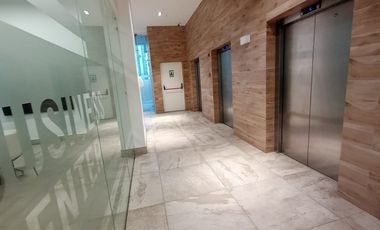 SEA CONFIABLE VENDE APARTAMENTO PH ALTAMIRA 3 RECAMAS