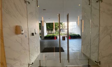 SEA CONFIABLE VENDE APARTAMENTO PH ALTAMIRA 3 RECAMAS