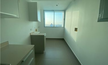 SEA CONFIABLE VENDE APARTAMENTO PH ALTAMIRA 3 RECAMAS