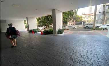 SEA CONFIABLE VENDE APARTAMENTO PH ALTAMIRA 3 RECAMAS