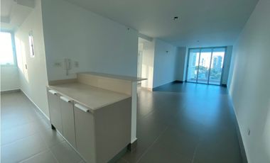 SEA CONFIABLE VENDE APARTAMENTO PH ALTAMIRA 3 RECAMAS