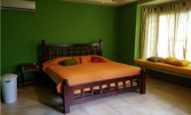 VENTA CASA AMOBLADO CORONADO