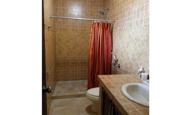 VENTA CASA AMOBLADO CORONADO
