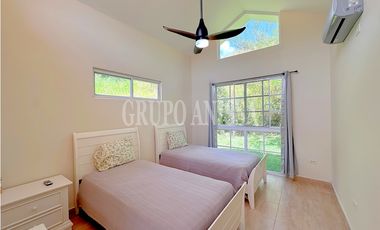 Hermosa Casa en Venta en Capira – Vista Panorámica al Cerro Trinidad