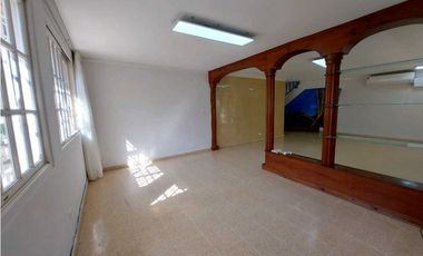 VENTA DE CASA EN BETANIA  EN CLUB X 300 MTS2 4 REC 
