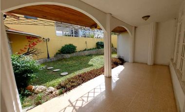 VENTA DE CASA EN BETANIA  EN CLUB X 300 MTS2 4 REC 