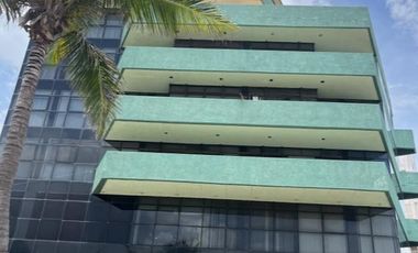 Oficina en  Venta totalmente equipada frente al Acuario de Veracruz